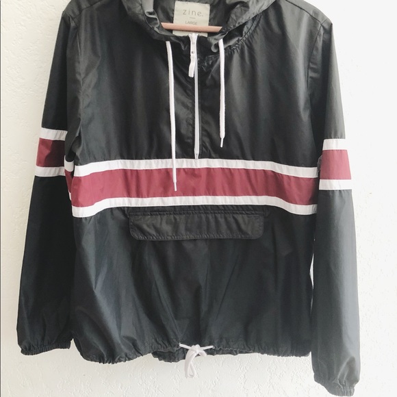 Zine Shiloh Black & Burgundy Packable Windbreaker - Picture 4 of 6